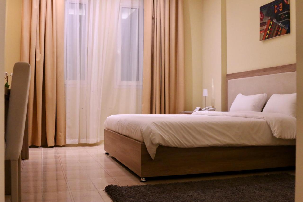 Qatar Youth Hostels Ad Dawhah Esterno foto